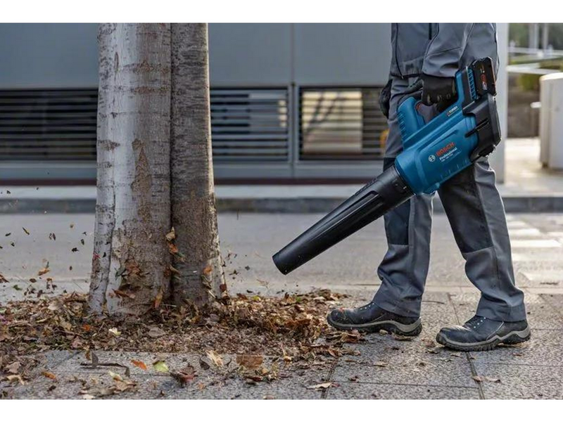 Bosch GBL 18V-750 PROFESSIONAL CORDLESS LEAF BLOWER