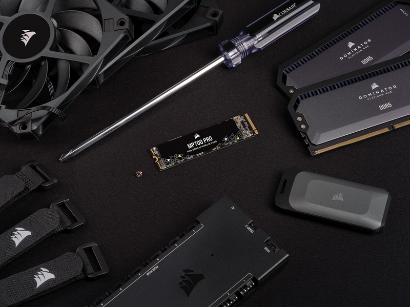 Corsair MP700 Pro SSD - 4TB - Ohne Kühlkörper - M.2 2280 - PCIe 5.0
