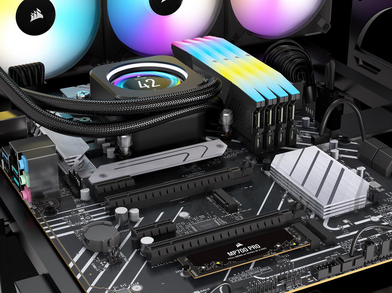 Corsair MP700 Pro SSD - 4TB - Ohne Kühlkörper - M.2 2280 - PCIe 5.0