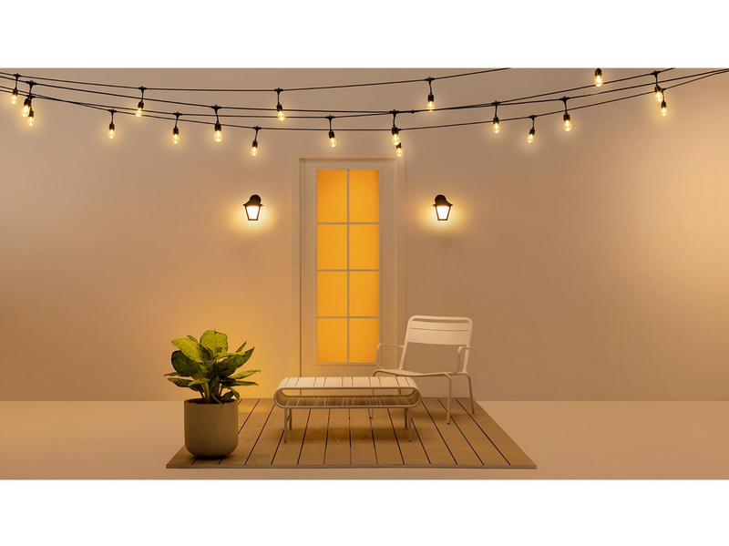WiZ Smart Outdoor Wall Light Classic