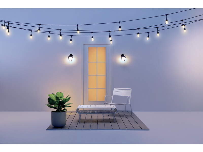 WiZ Smart Outdoor Wall Light Classic