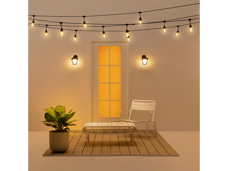 WiZ Smart Outdoor Wall Light Classic