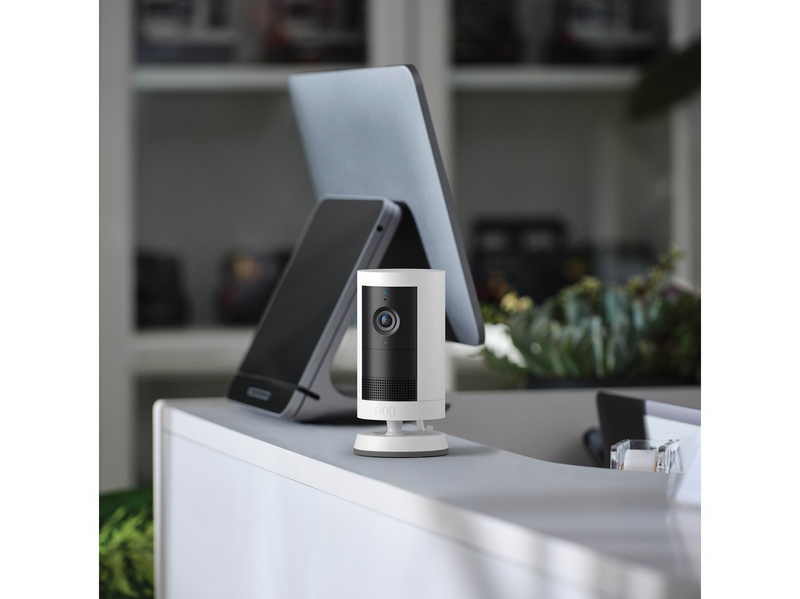 Ring Outdoor Cam Plus Plug-in Retinal 2K - White