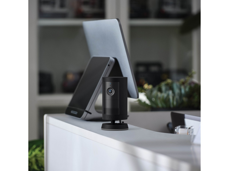 Ring Outdoor Cam Plus Plug-in Retinal 2K - Black