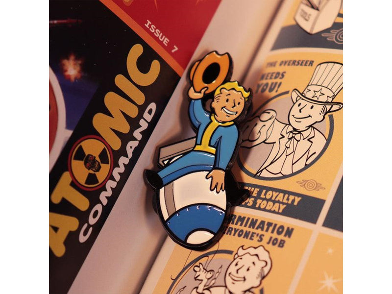 FaNaTtik - Fallout Limited Edition Vault Boy Pin Badge - Pin / Button