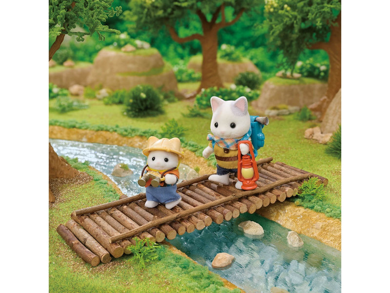 Sylvanian Families Exciting Exploration Set -Latte Cat Brother & Baby
