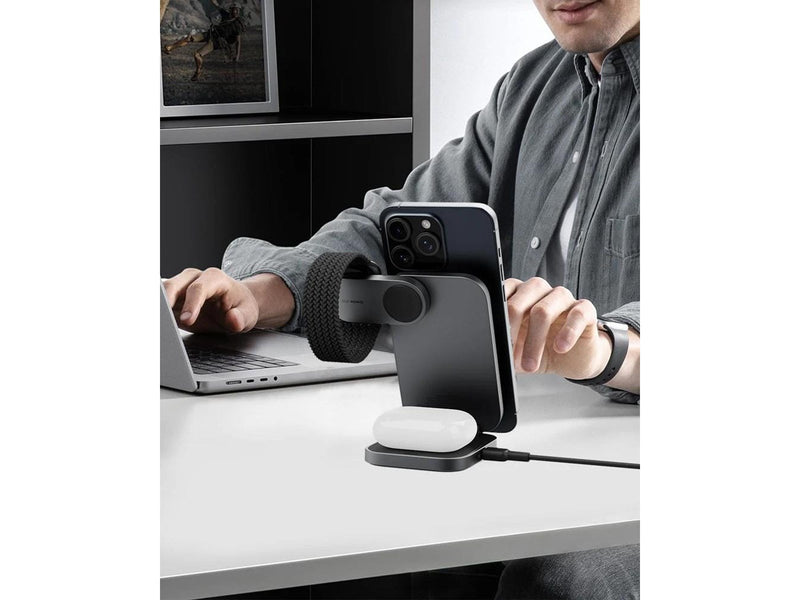 Aukey LC-MC312 MagFusion Z Qi2 3-in-1 Foldable Wireless Charging Station