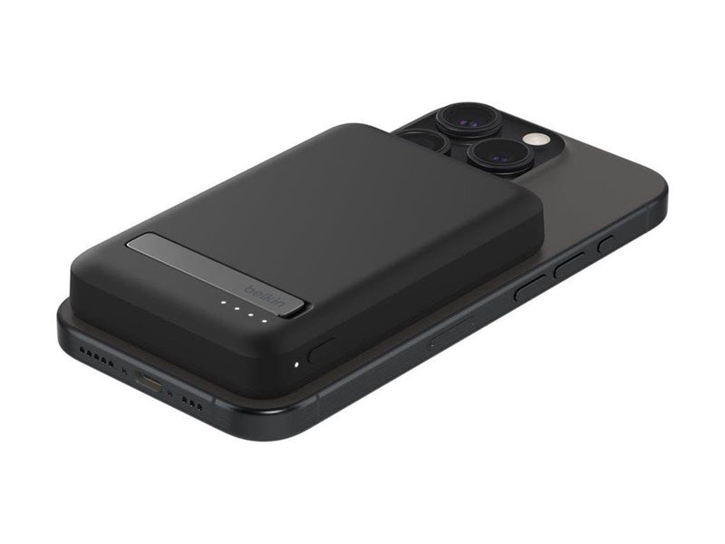 Belkin wireless power bank - magnetic with Qi2 - 24 pin USB-C - 15 Watt