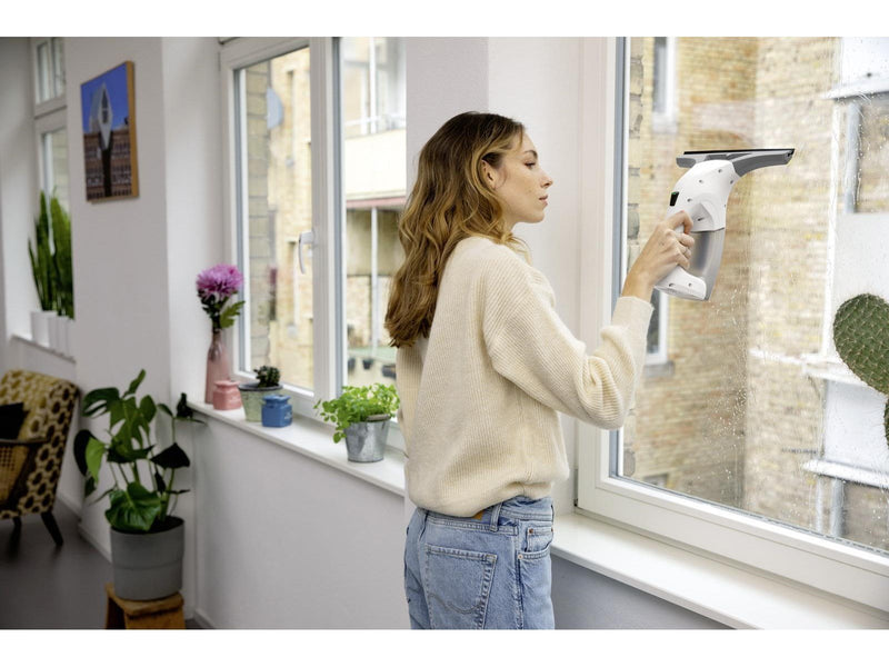 Kärcher WV 1 electric window cleaner