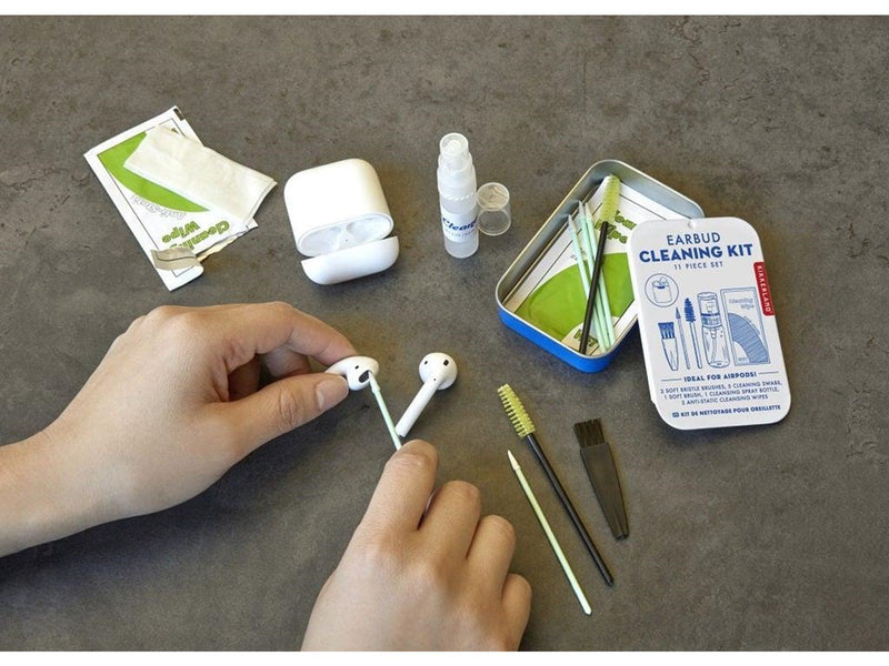 Kikkerland Earbud Cleaning Kit (CD529)