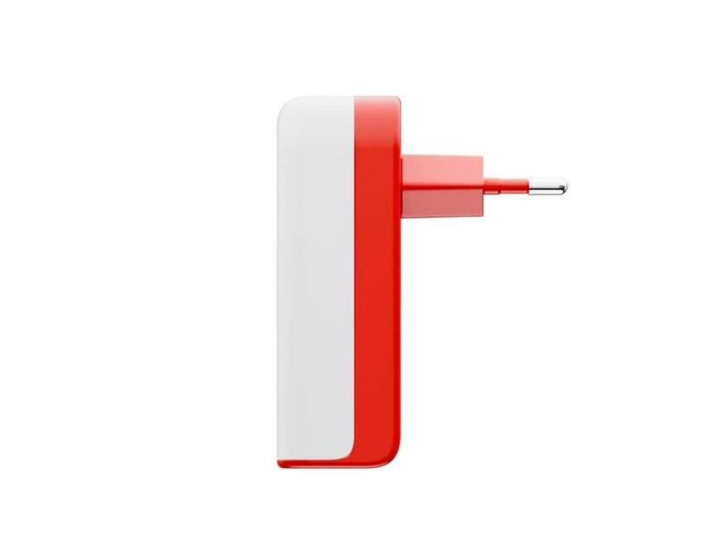Twelve South PlugBug 50W USB-C charger with Find My capability