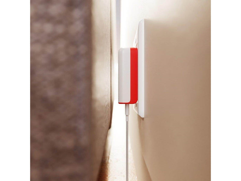 Twelve South PlugBug 50W USB-C charger with Find My capability