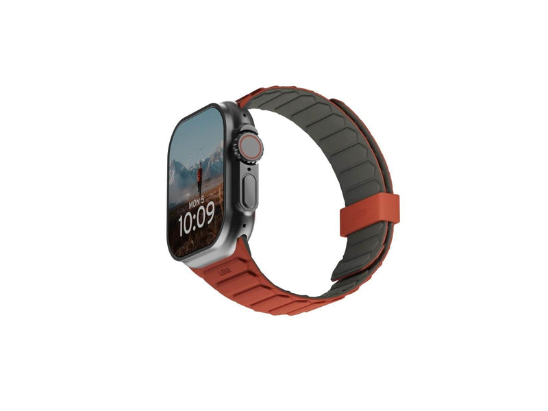 UAG Pathfinder Silicone Strap for Apple Watch - Olive/Rust - 44/45/46/49mm