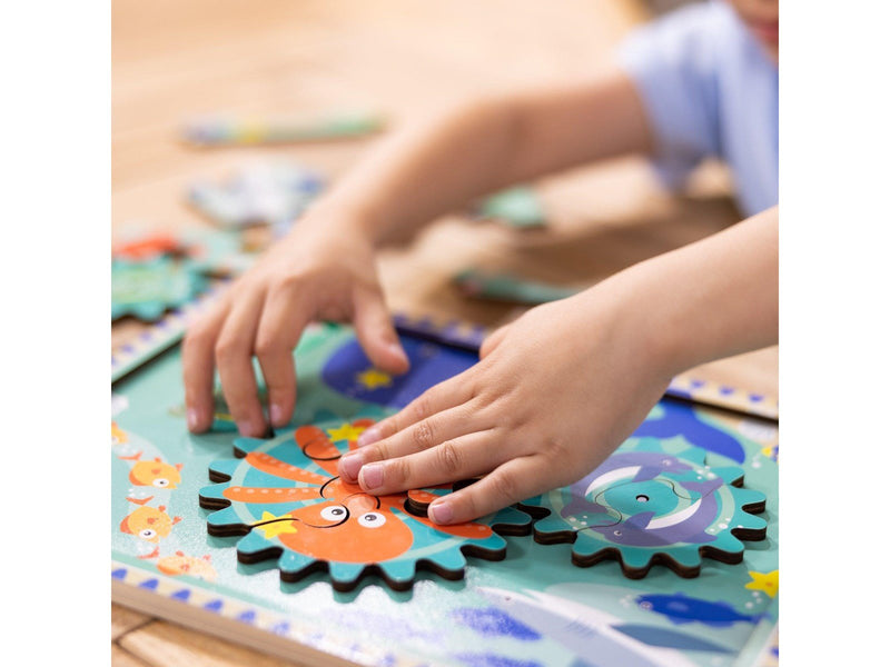 Melissa & Doug Gear Puzzle Underwater