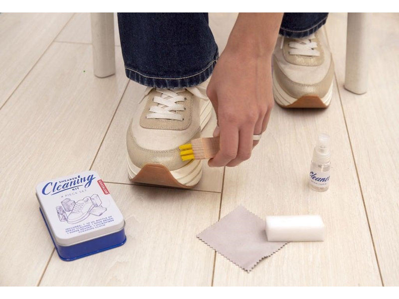 Kikkerland Sneaker Cleaning Kit (CD149)