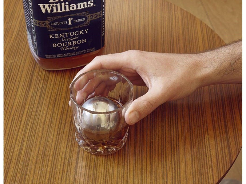 Kikkerland - Stainless Steel Whiskey Balls (BA88)