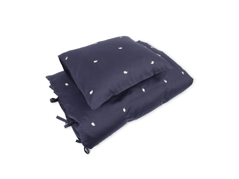 Filibabba Junior Bettwäsche GOTS (100x140 cm) - Wal Christian Stickerei - Midnight