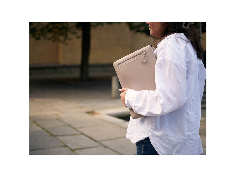 Golla Metro Hülle für Laptop 13" | Cremefarben