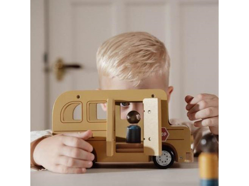 Little Dutch School Bus with Figures