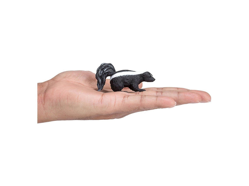 Mojo Wildlife Skunk