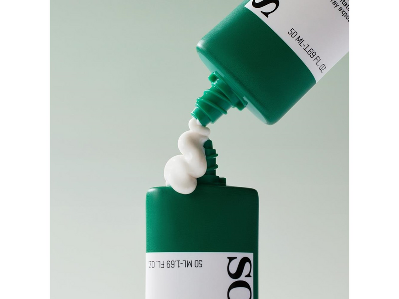SOME BY MI - Truecica Aqua Calming Suncream SPF50+ PA++++ 50 ml