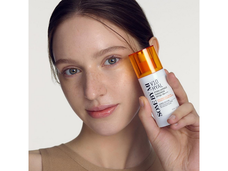 SOME BY MI - V10 Hyal Hydra Capsule Sunscreen SPF50+ PA++++ 40ml