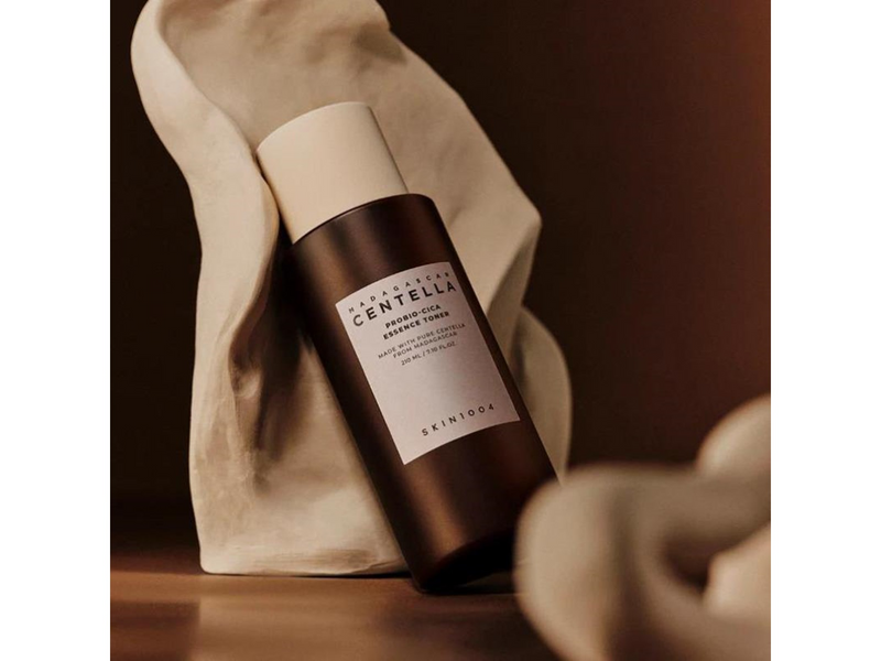 SKIN1004 - Madagascar Centella Probio-Cica Essence 210 ml
