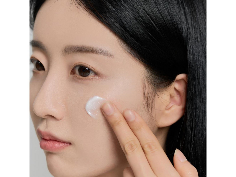 SKIN1004 - Madagascar Centella Tone Brightening Capsule Cream 75 ml
