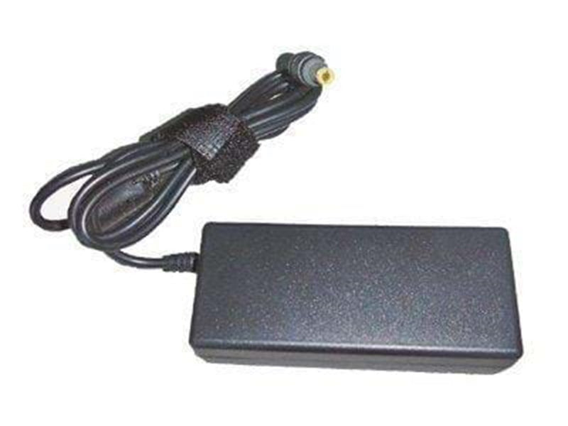 CoreParts Strom Adapter