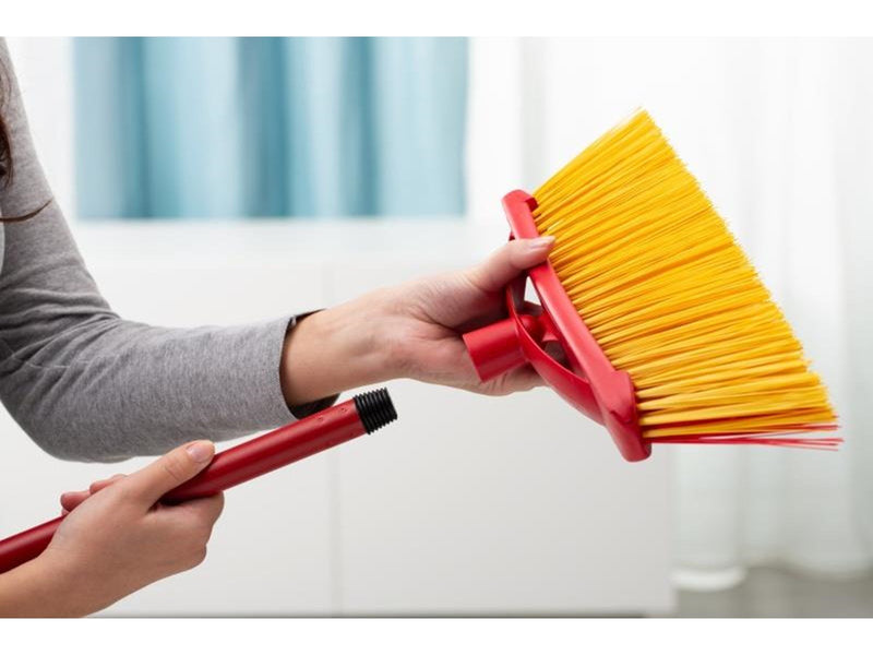 Vileda Broom 2in1 Garden Outdoor (red/yellow)