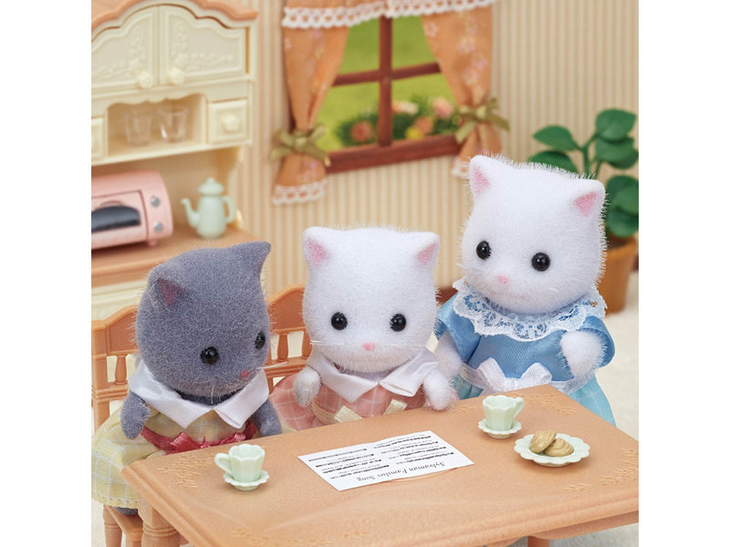 Sylvanian Families Persian Cat Family