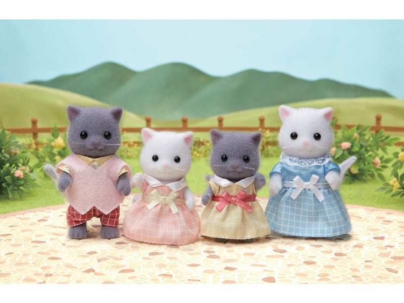 Sylvanian Families Persian Cat Family