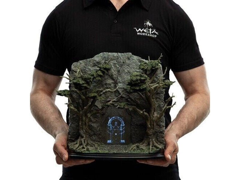 Weta Workshop - The Lord of the Rings - The Doors of Durin Environment 1/6 scale - Figur