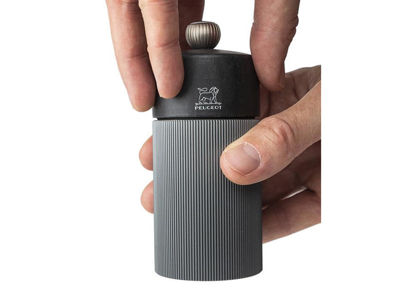 Peugeot Line Aluminum Carbon salt grinder 12cm