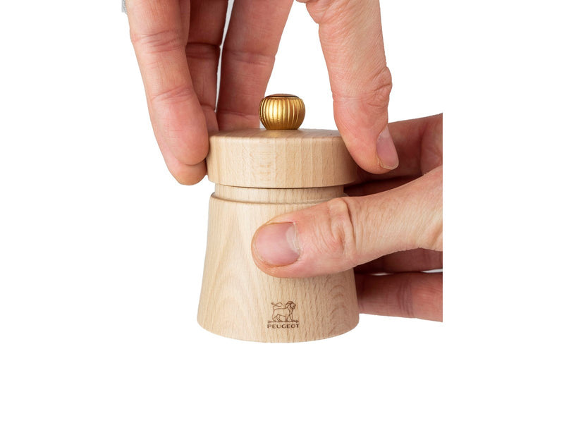 Peugeot Baya salt grinder natural wood 8 cm
