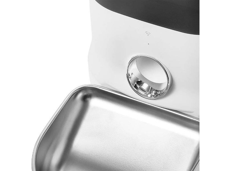 Dogness Automatic Pet Feeder with metal bowl (white)
