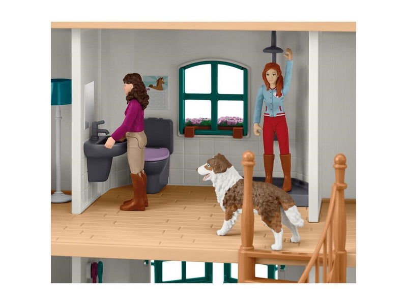 Schleich Lakeside Country House and Stable