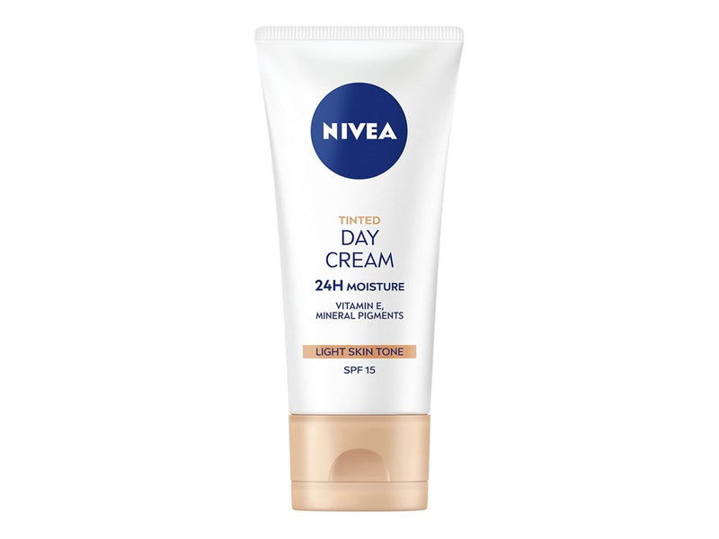 Nivea Tinted Day Cream Light 50ml SPF15