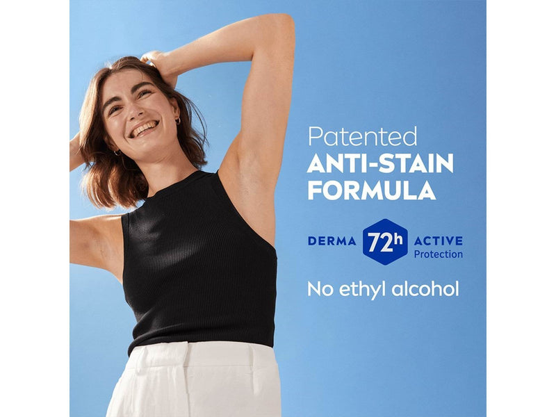 Nivea Black & White Invisible Clear Deo Roll-On 50ml