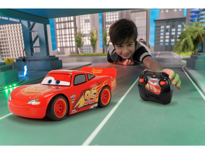 Dickie RC Cars 3 Lightning McQueen Turbo Racer