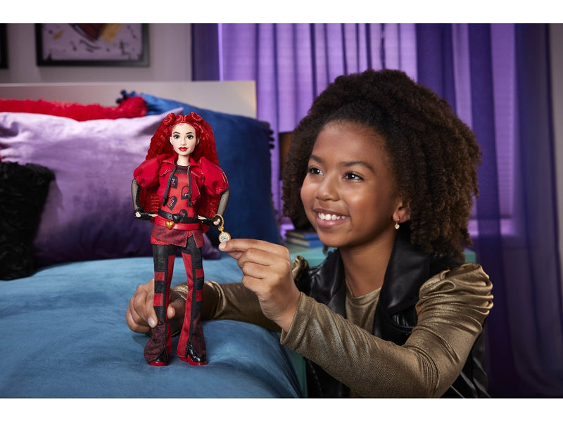 Disney Descendants: The Rise of Red - Red - Daughter of Queen of Hearts