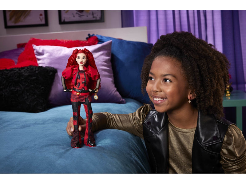 Disney Descendants: The Rise of Red - Red - Daughter of Queen of Hearts