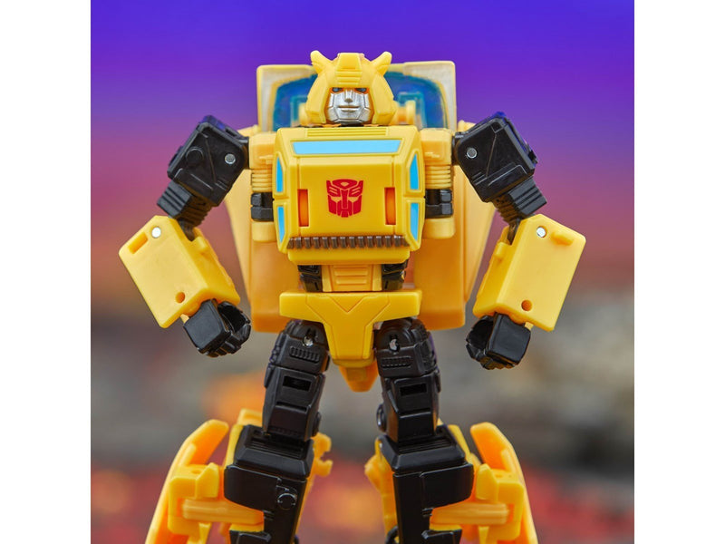 Transformers Legacy Deluxe Class Origin Bumblebee 14 cm