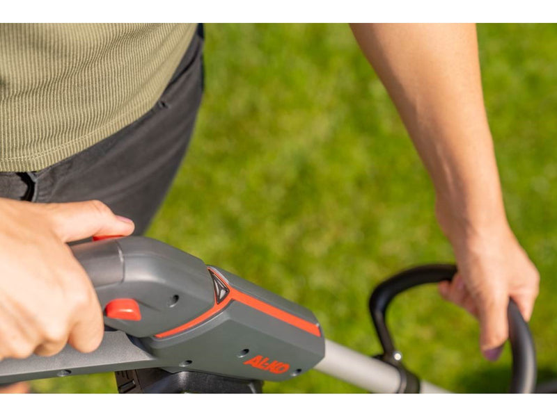 AL-KO Elektro-Rasenmäher Lawn aerator AR 1835 w/ battery and charger