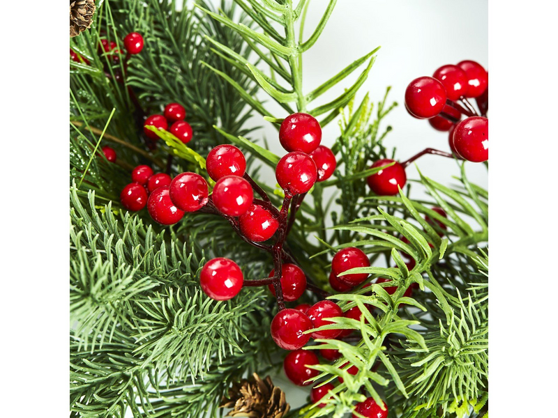 NORDIC WINTER Artificial wreath Ø60 cm w/berries