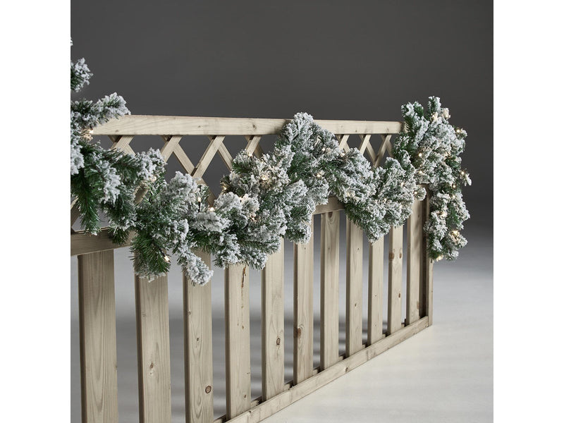 NORDIC WINTER Artificial garland 270 cm w/snow & lights
