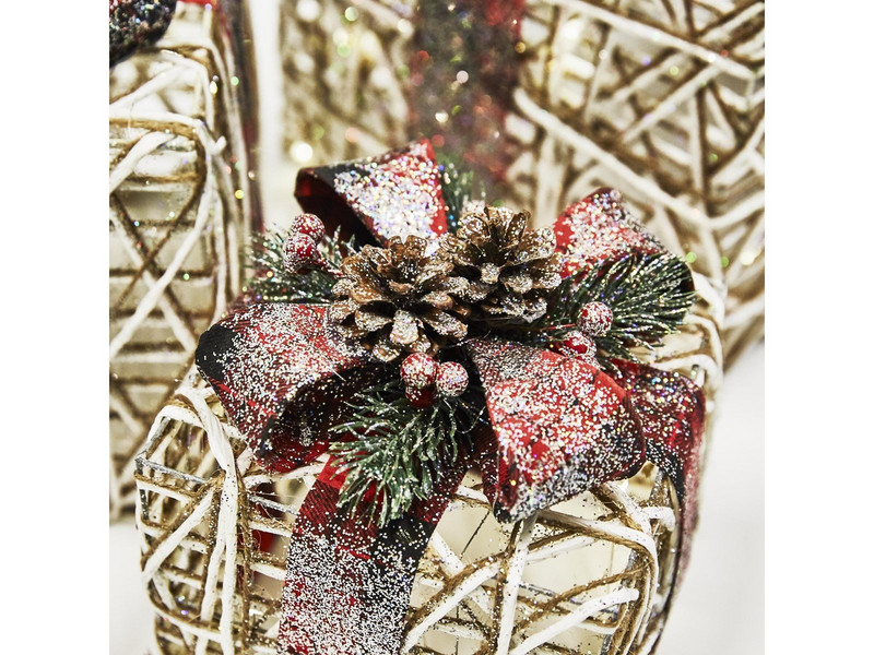NORDIC WINTER Christmas gifts w/lights - set of 3 pcs - red
