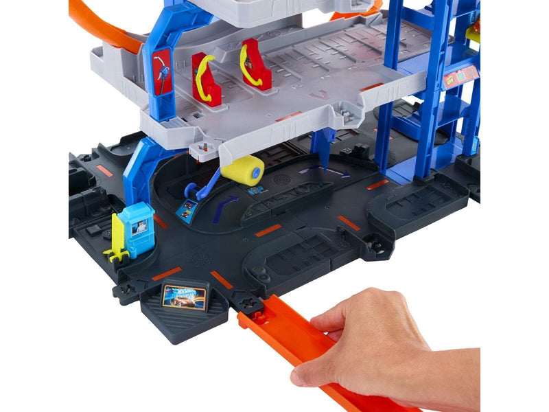 Hot Wheels City Mega Garage