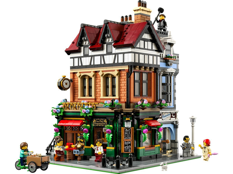 LEGO Icons 10350 Eckhaus im Tudorstil