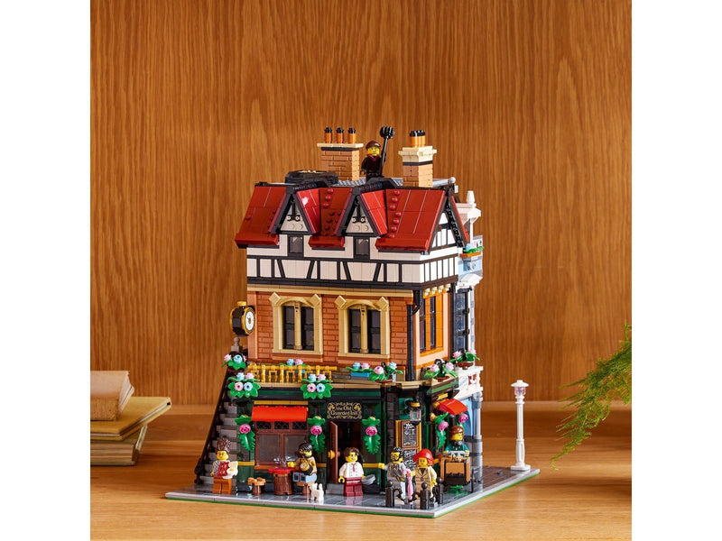 LEGO Icons 10350 Eckhaus im Tudorstil